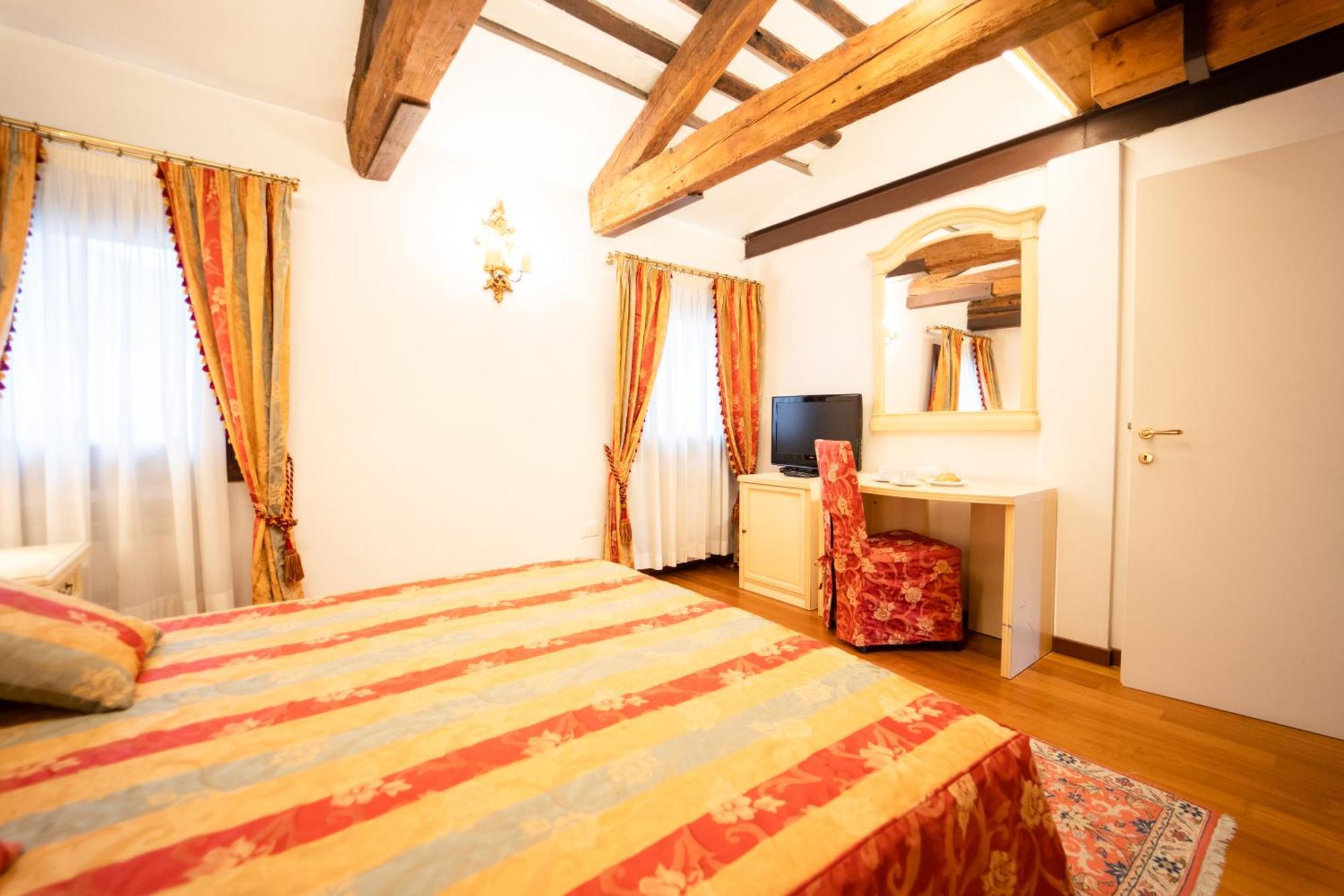 Furlani Apartments Венеция Экстерьер фото