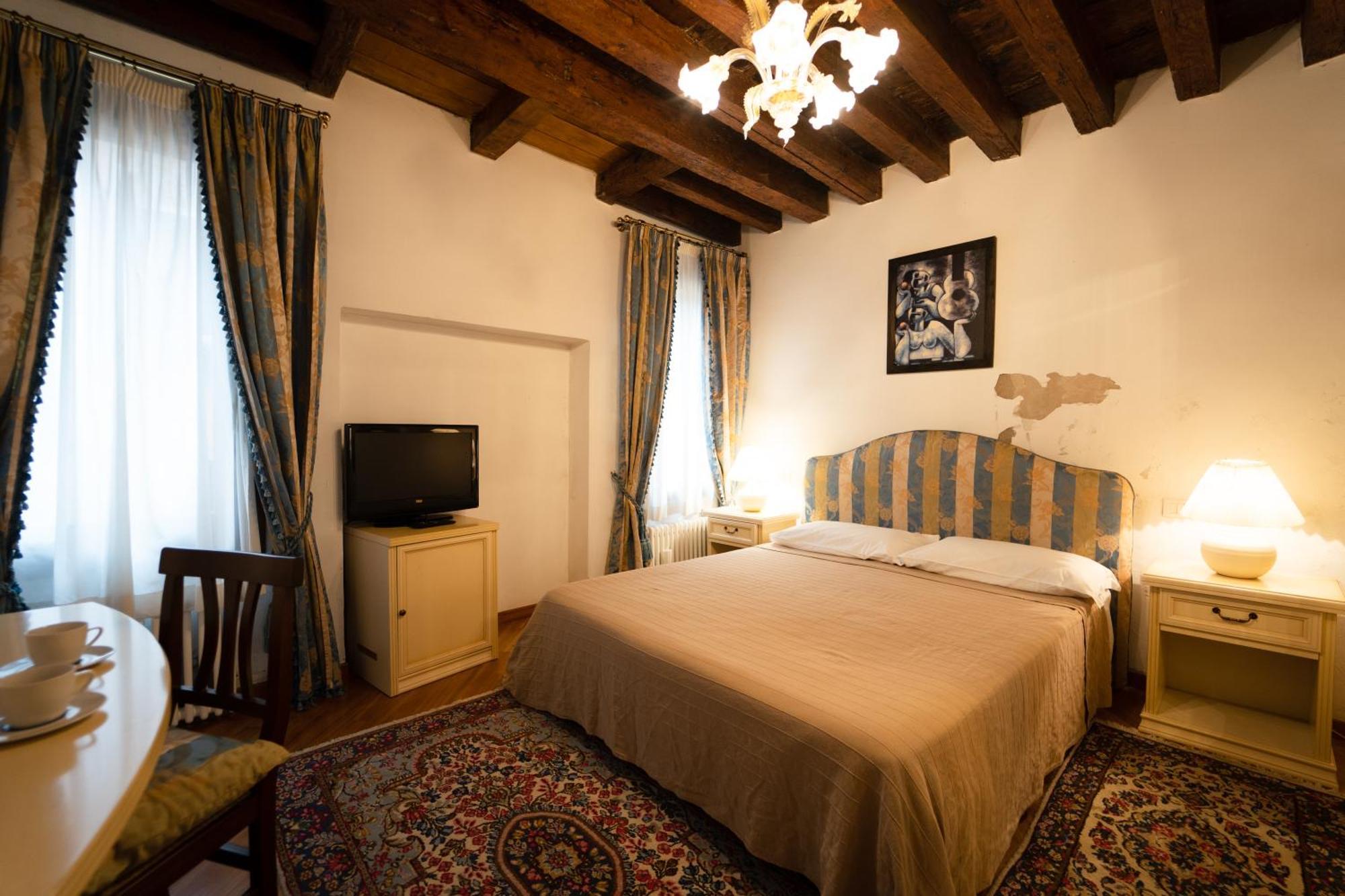 Furlani Apartments Венеция Экстерьер фото
