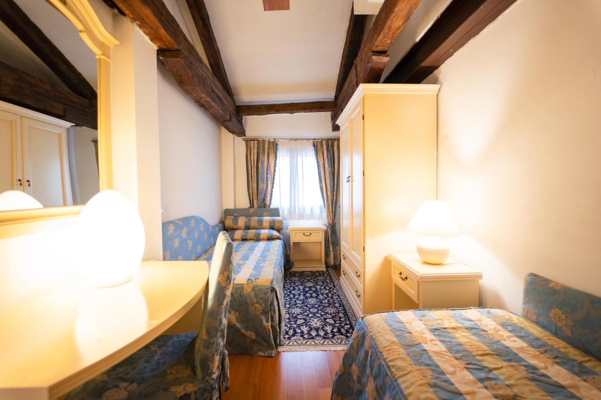 Furlani Apartments Венеция Экстерьер фото